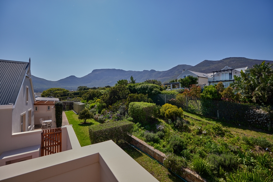 3 Bedroom Property for Sale in Crofters Valley Western Cape